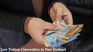 Cheap Schools and Universities in New Zealand for Masters Degree and Their School Fee